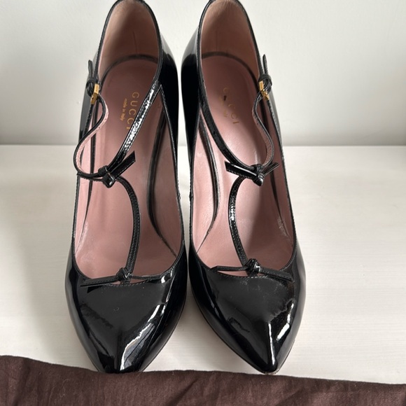 Black patent Gucci Maryjane’s - Picture 1 of 5